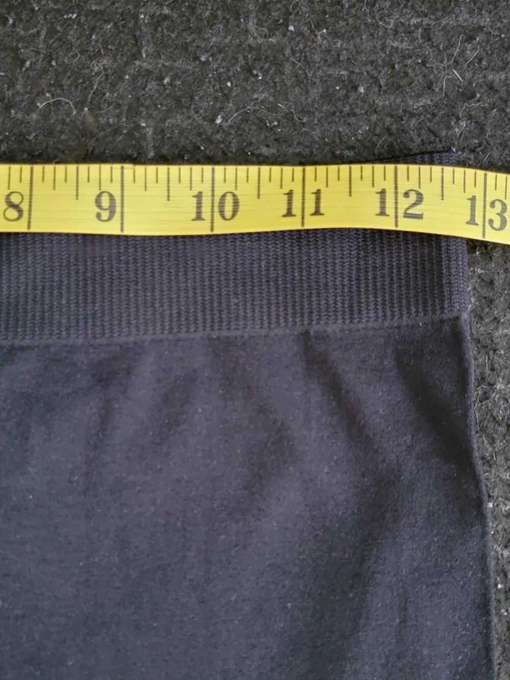 PINK ROSE BLACK CAPRI LEGGING - Picture 7 of 8